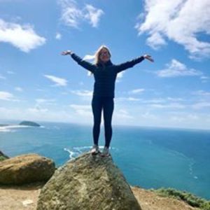 Meet your Posher, Casey